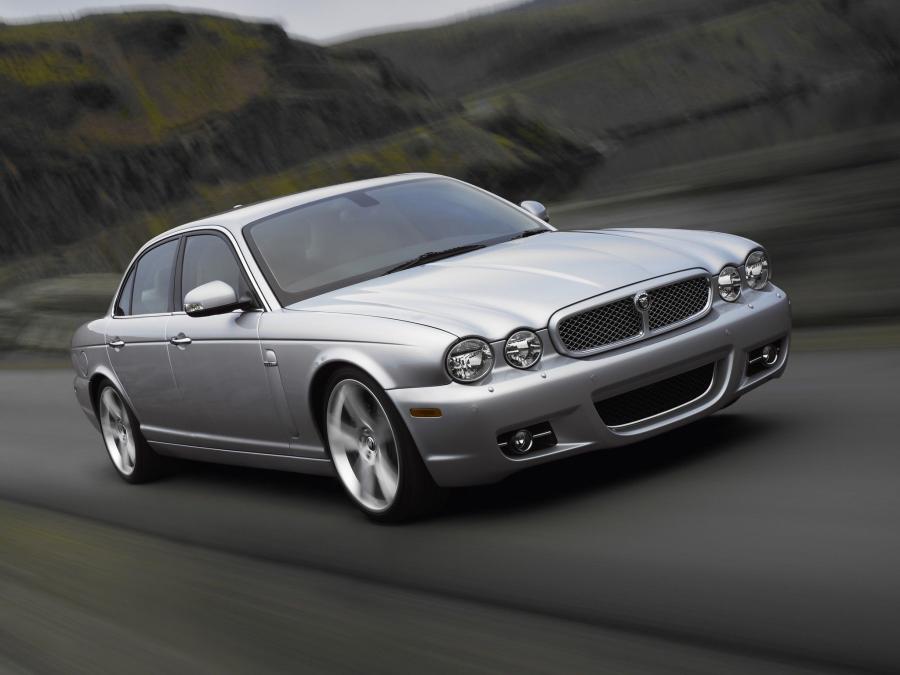  Jaguar XJ 2007 года  (фото 3 из 9)